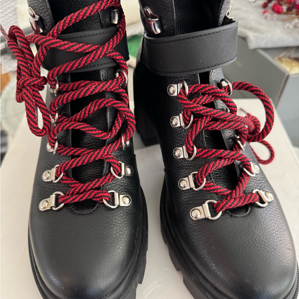 Moncler Carol Boot - Picture 7 of 12